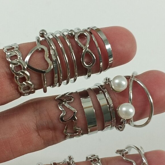 22pcs Women's Ring Size 4-8 Brass Plated Silver Fashion Jewelry - Picture 2 of 8